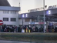 Families, Civilians Make Mass Exodus Out of Ukraine