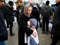 Families, Civilians Make Mass Exodus Out of Ukraine