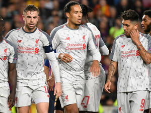 فان دايك (وسط) فخور بما قدمه ليفربول هذا الموسم