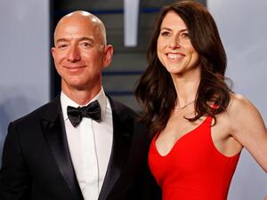  Amazon CEO Jeff Bezos and wife MacKenzie Bezos at Vanity Fair Oscar Party in Beverly Hills, California, US on March, 4, 2018.