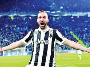 غونزالو هيغواين