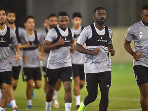 جانب من تدريبات منتخب الإمارات