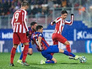 أتلتيكو يتعثر في الليغا