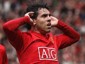 هل سيرتدي تيفيز قميص يونايتد مرة أخرى؟