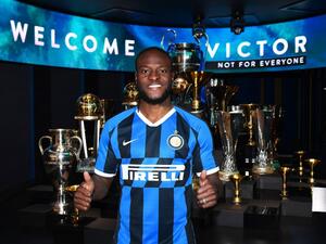 موزيس إلى إنتر