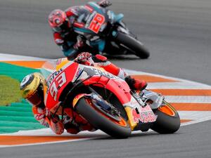 كان من المفترض إقامة السباق تحت الأضواء الكاشفة بحلبة لوسيل في الثامن من مارس