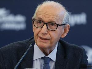 Over 200 items including medals, mini-trophies and jerseys handed over to home of football history in Zurich (Photo: AA)