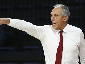 Erman Kunter contracts coronavirus but showing no symptoms, his daughter says on social media (Photo: AA)