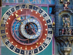 المولود بين 11 و 17 أيار الذي ينتمي أصلاً إلى برج الثور يتأثّر بكوكب الزهرة Venus الذي يمنحه الحظّ 