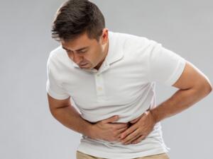  لا تتناول طعامك دفعة واحدة فيجب أن توزعه على طوال فترة الإفطار لتتغلب على الإمساك