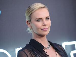 تشارليز ثيرون