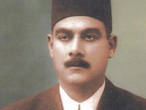 من هو أحمد أمين ؟