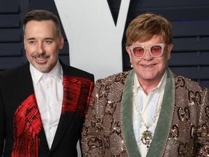 إلتون جون وزوجه ديفيد