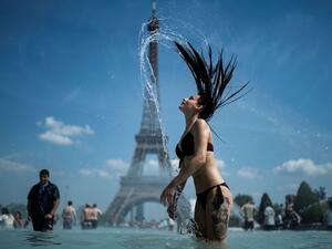 حر في فرنسا ودرجة الحرارة تجاوزت الـ 40