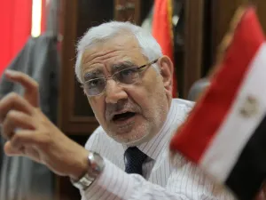 اعتقلت قوات الأمن المصري الدكتور أبو الفتوح رئيس حزب مصر القوية منتصف فبراير 2018