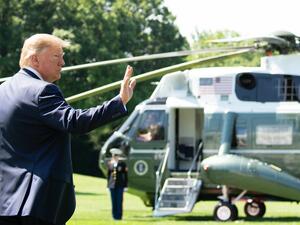 US President Donald Trump walks to Marine One prior to departing from the South Lawn of the White House in Washington, DC, June 22, 2019, as he travels to Camp David, Maryland. (SAUL LOEB / AFP)