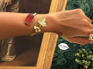 Sara Abdullatif Bahdelah is a Saudi Jewelry and Fashion Accessories designer . Business based in Jeddah. (Social Media)