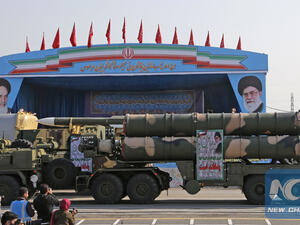 An Iranian military truck carries parts of a S-300 air defence missile system during a parade on the occasion of the country's annual army day on April 18, 2018, in Tehran. (AFP photo)