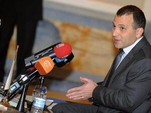 Lebanon's Foreign Minister Gebran Bassil has tweeted again blaming the country's poorly-peforming economy on migrant workers and Syrian refugees. (AFP/File Photo)