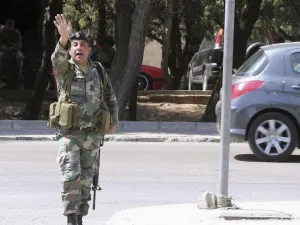  اعتبر الوزير الغريب أن الحادث كان "كمينا مسلحا لاغتياله"