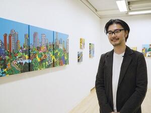 Japanese artist Ryu Itadani is known for his color-rich artwork. (Arab News/Alexis Wuillaume)