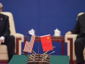 US President Donald Trump (left) and Chinese President Xi Jinping (AFP)