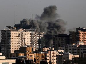 Israeli military broke new ground in the history of warfare by responding to a cyberattack in real time with physical force (Twitter)