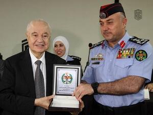 خلال الحدث