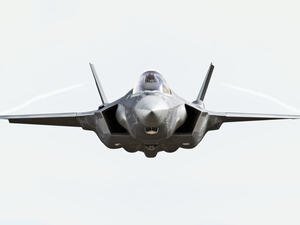 F35 front view  (Shutterstock)	