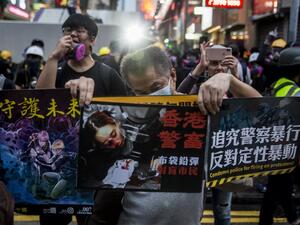 Hong Kong democracy activists kicked off a weekend of fresh rallies on August 17 in a major test for the movement following criticism over an airport protest earlier this week -- and as concerns mount over Beijing's next move. (ISAAC LAWRENCE / AFP)