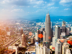 Kuala Lumpur skyline with the Petronas Towers and other skyscrapers (Shutterstock)
