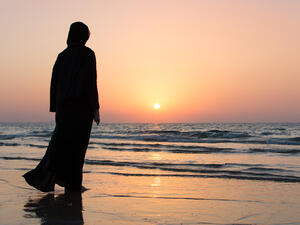 Woman in hijab  (Shutterstock)