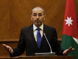 The Jordanian Foreign Minister Ayman Safadi said the nationals must return to Jordan.  (AFP/ File Photo)