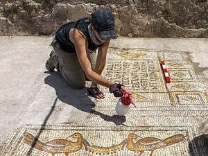A team from the University of Haifa found the Burnt Church in 2005, but only began the dig this summer (dailymail,Dr.Eisenberg)
