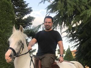 Lebanese singer Assi El Hallani had an accident yesterday Source @assielhallaniofficial Instagram
