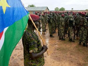 Members of South Sudan People's Defence Forces (SSPDF), formerly named Sudan People's Liberation Army (SPLA), assigned as South Sudan's presidential guard drill at their barracks just south of the capital Juba (AFP /Alex McBride)