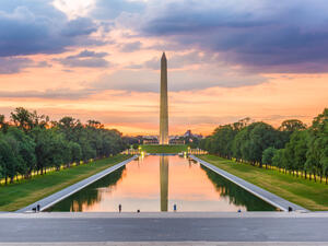 Washington Monument  (Shutterstock)	