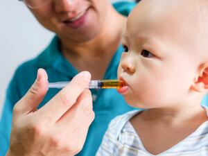 لا يجب إعطاء الأطفال جرعة المضادات الحيوية الموصوفة لأشقائهم