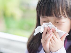 لماء يساعد الجسم على تخفيف الاحتقان مما يجعله أسهل وأقل ألماً للسعال