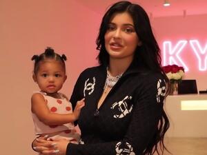 كايلي جينر وستورمي