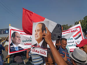 Supporters of Egyptian President Abdel Fattah al-Sisi rally near the Unknown Soldier Memorial in the eastern Nasr City district of Egypt's capital Cairo on September 27, 2019. (AFP/ File Photo)