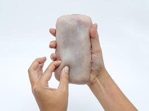 The artificial skin was created using two layers of silicone – dubbed 'dermis' and 'hypodermis' layers – with an electrode layer in the middle made up of ultra-thin wires that act as sensors (dailymail.co.uk)