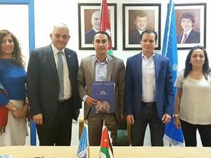 خلال الحدث