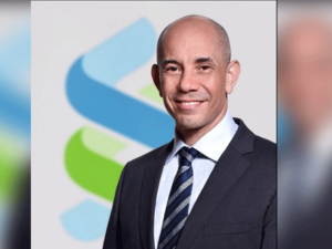 محمد عبد عبد الحميد الرازق في منصب الرئيس الإقليمي للمعلومات في منطقة أفريقيا والشرق الأوسط 