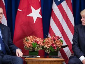 Turkish President Recep Tayyip Erdogan and U.S. President Donald Trump in 2017. ( Brenadan Smialowski/AFP/Getty Images)