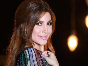 الفنانة اللبنانية يارا
