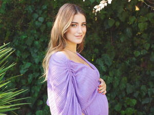 Turkish actress Hazal Kaya gave birth to the first child
