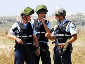 Israeli police forces (Shutterstock)	