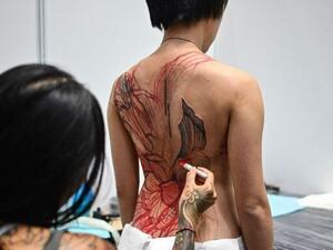  المعرض "لم يكن متماشيا مع ثقافة ماليزيا ... التي يدين معظم أبنائها بدين الإسلام".