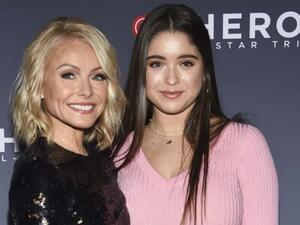 كيلي ريبا وابنتها لولا